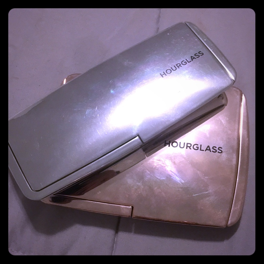 HOURGLASS HOLIDAY 2017 BUNDLE